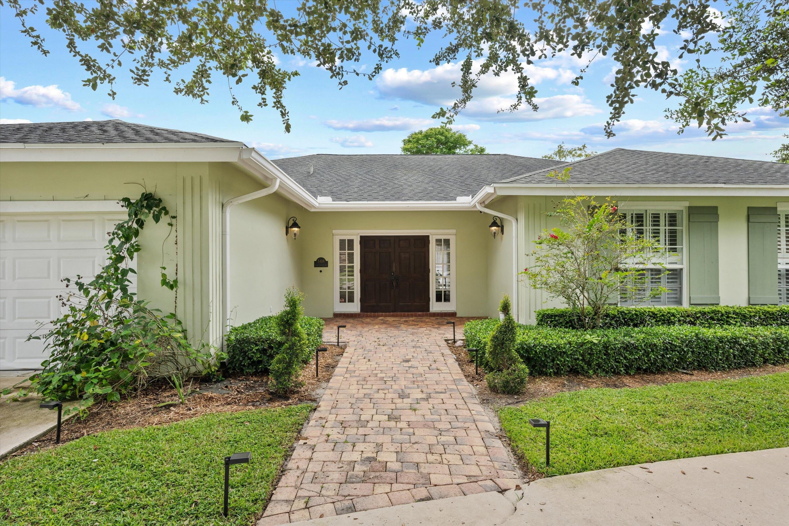 148 Scarborough Terrace – photo 2