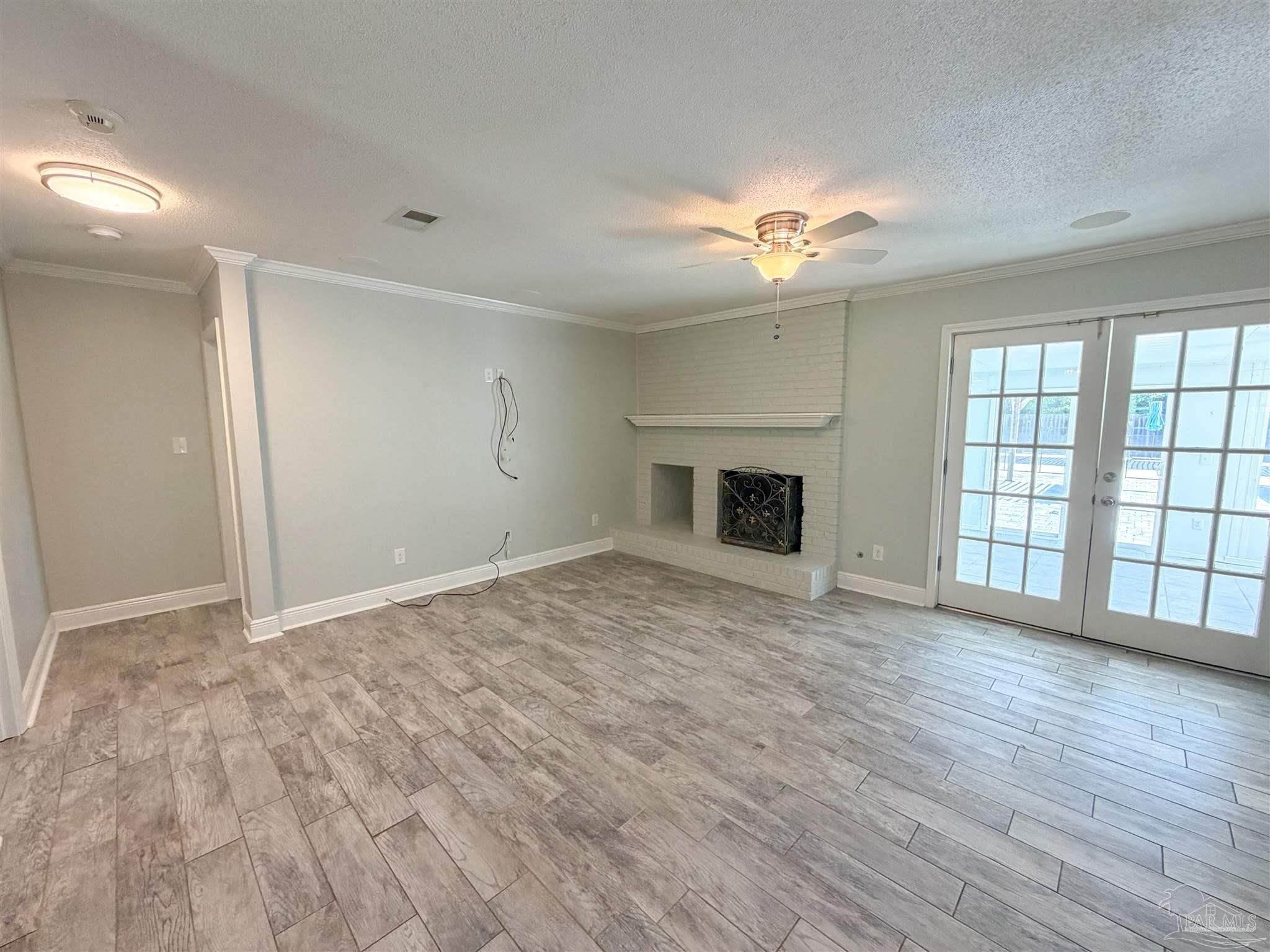 220 Cordoba St – photo 4
