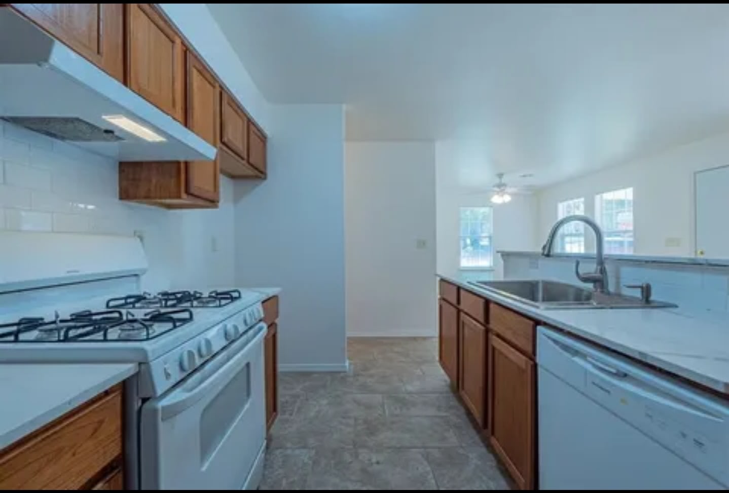 1601 Nw46 St – photo 4