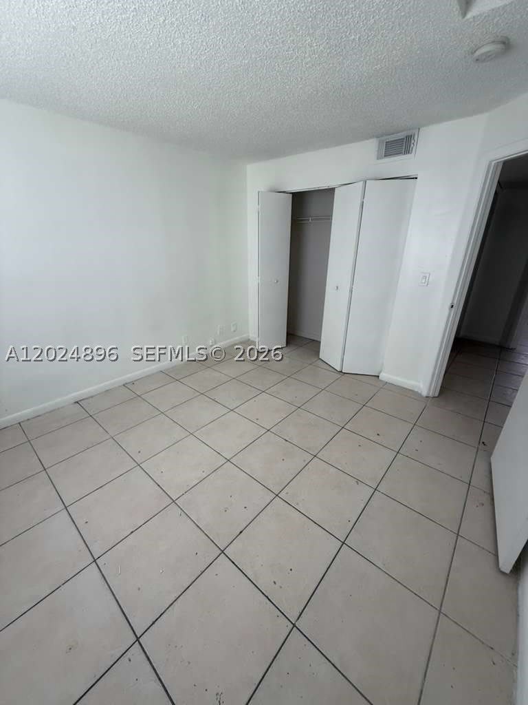 6921 Pembroke Rd – photo 1
