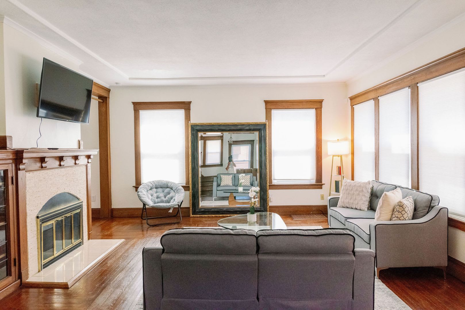 Huge 5 Bedroom House 5 minutes away from Yale! – photo 3