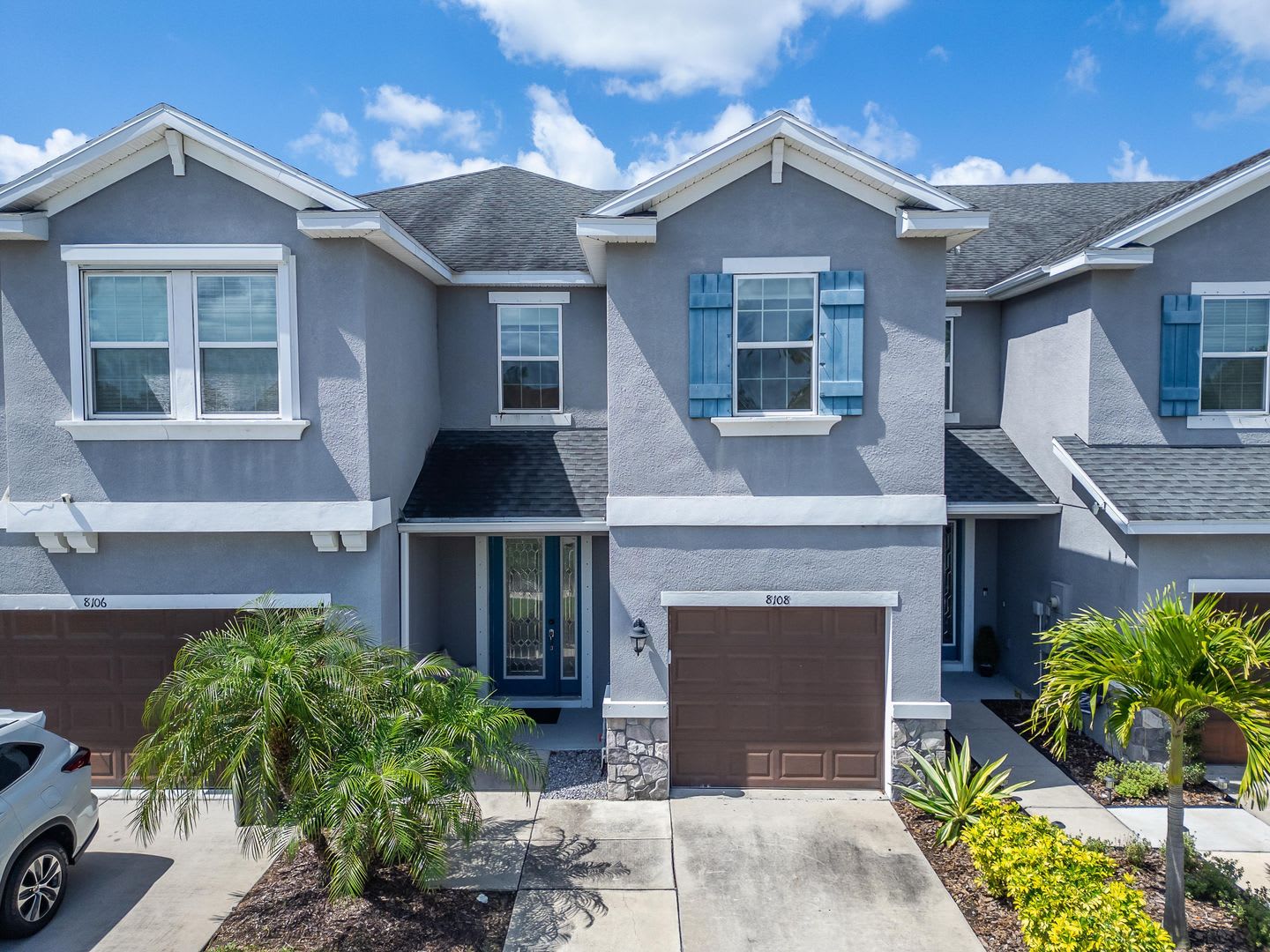 Comfort, Convenience & Gated Community Living in the Heart of Tampa! – photo 1
