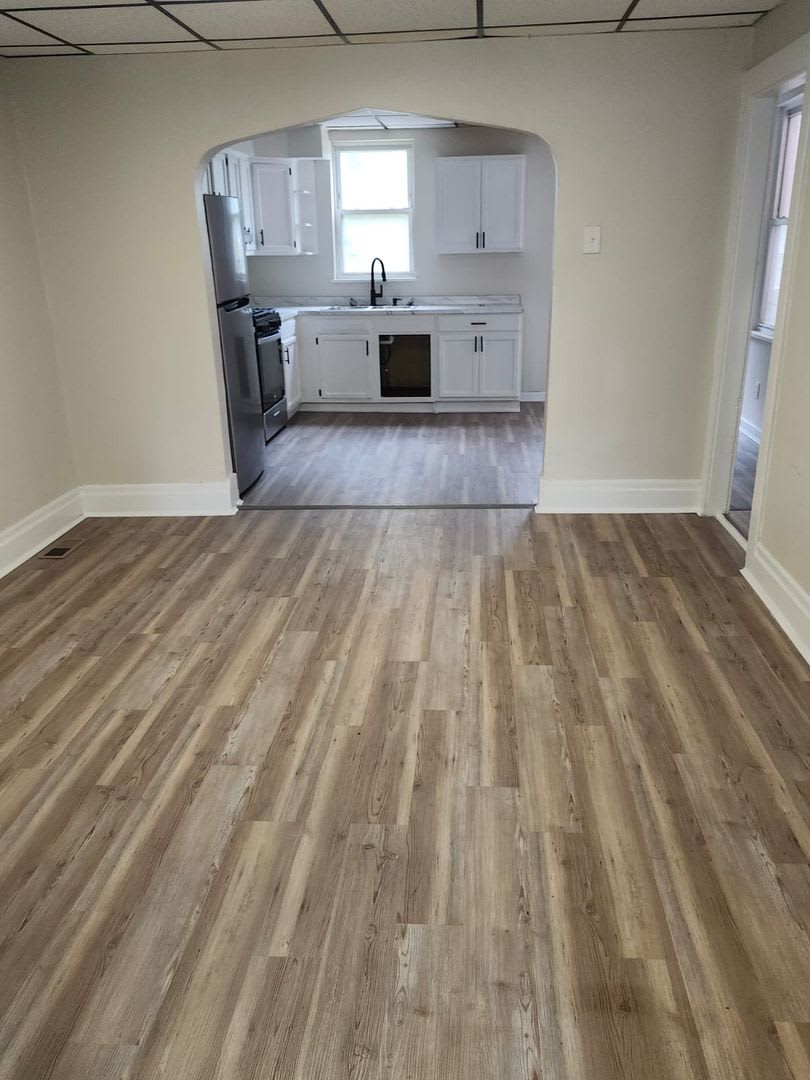 Comfortable 3BR Home in McKees Rocks, Section 8 Considered!! – photo 3