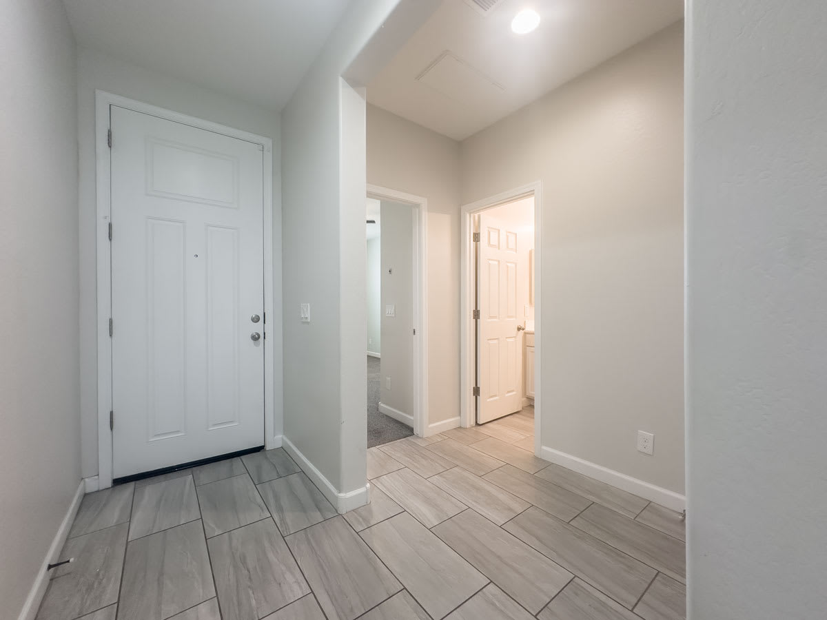 17923 W Louise Dr – photo 3