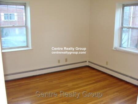 497 Centre St – photo 4
