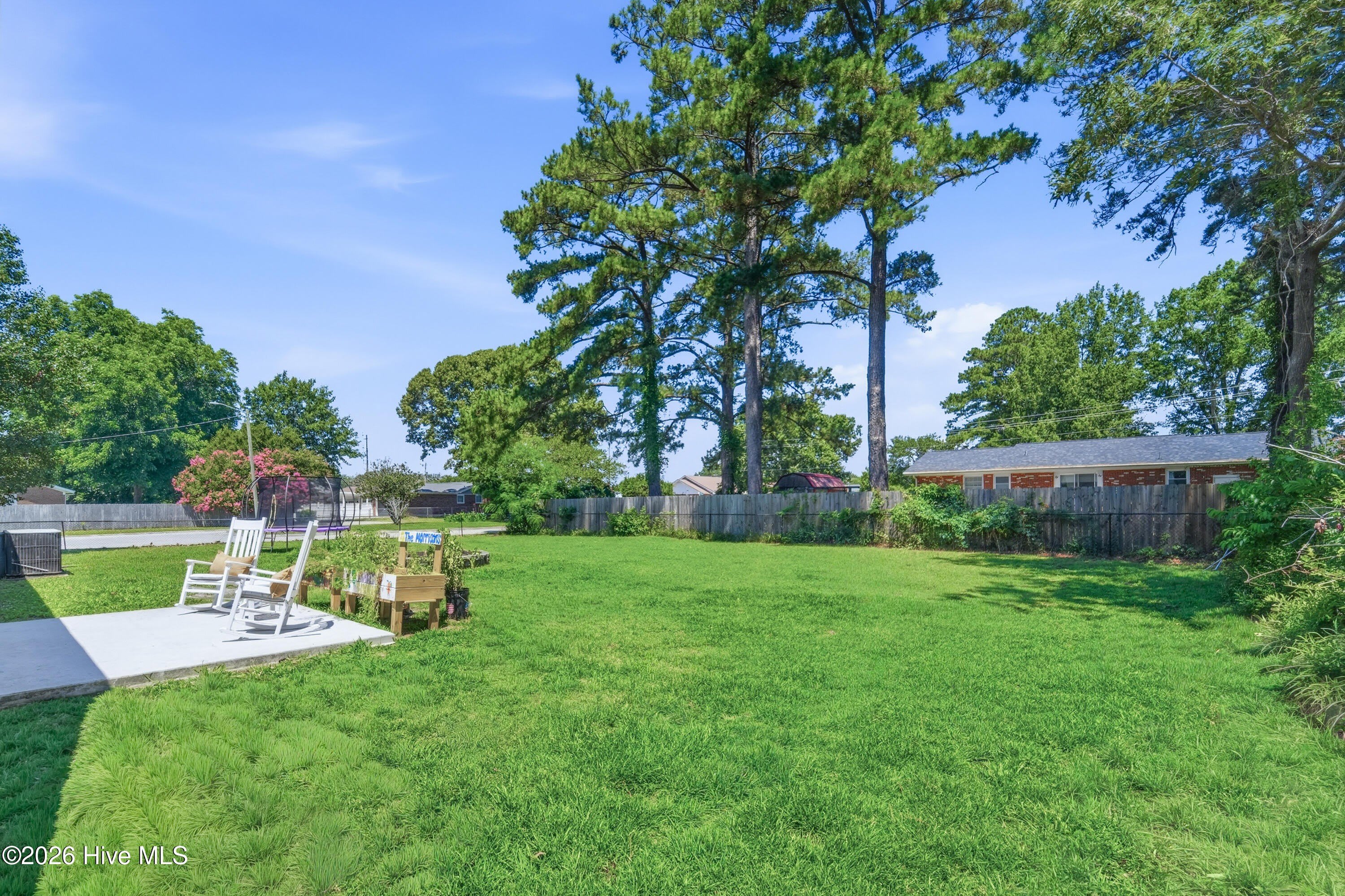 110 Estate Drive – photo 4