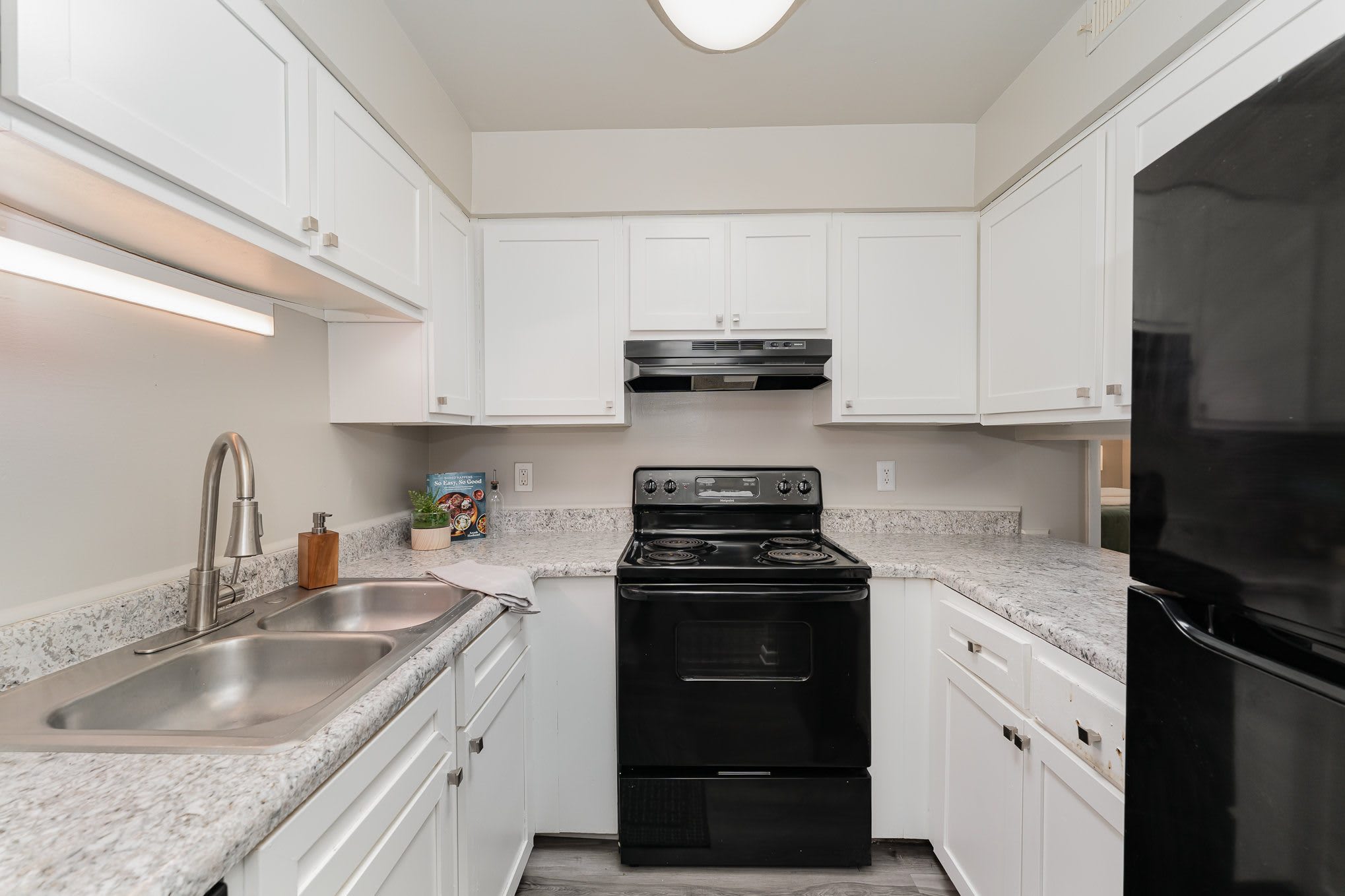 Summit Eastchester – photo 4
