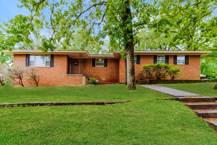 1600 Grove Hill Road – photo 1