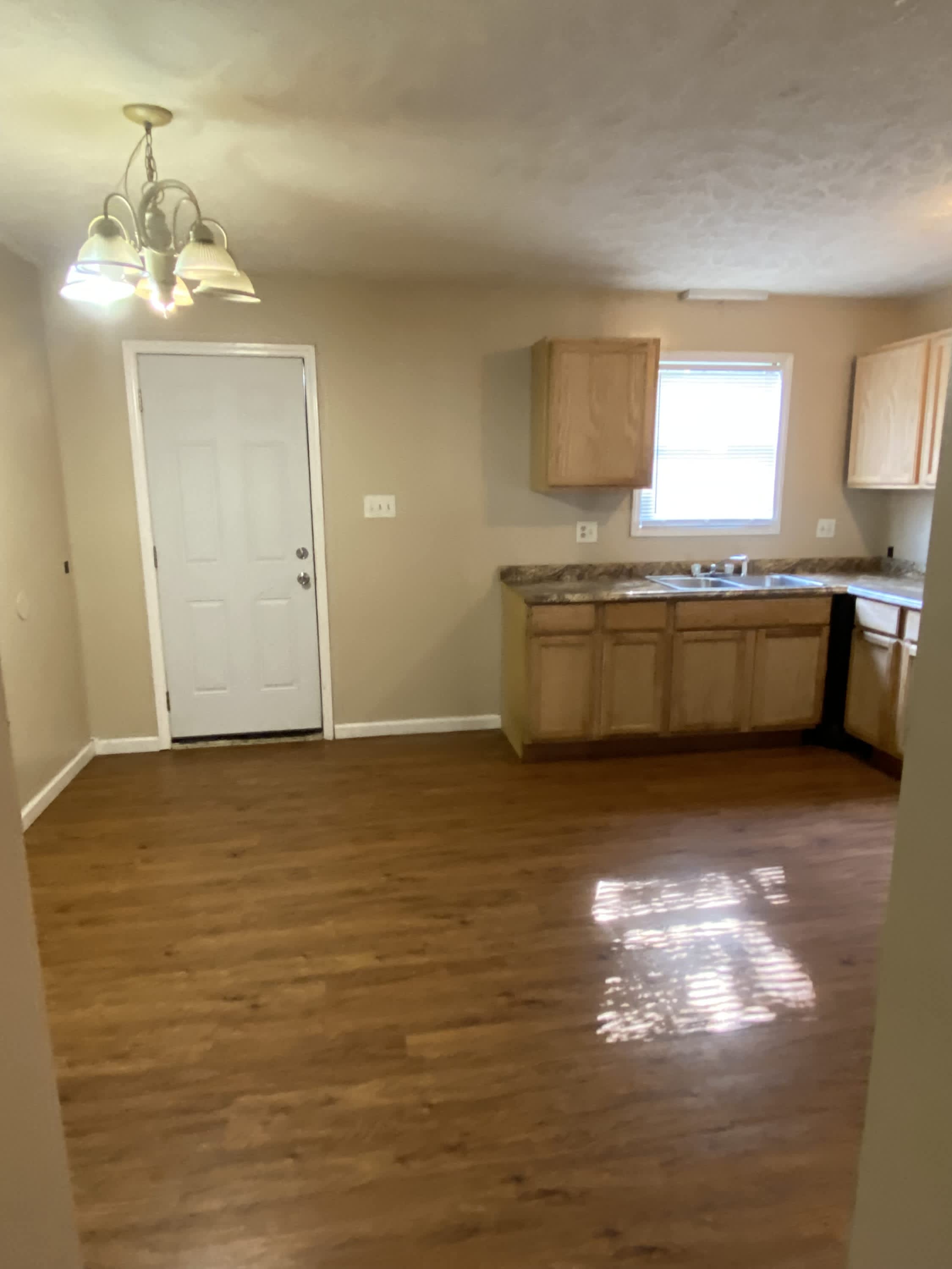 1430 Tangora Lane – photo 5
