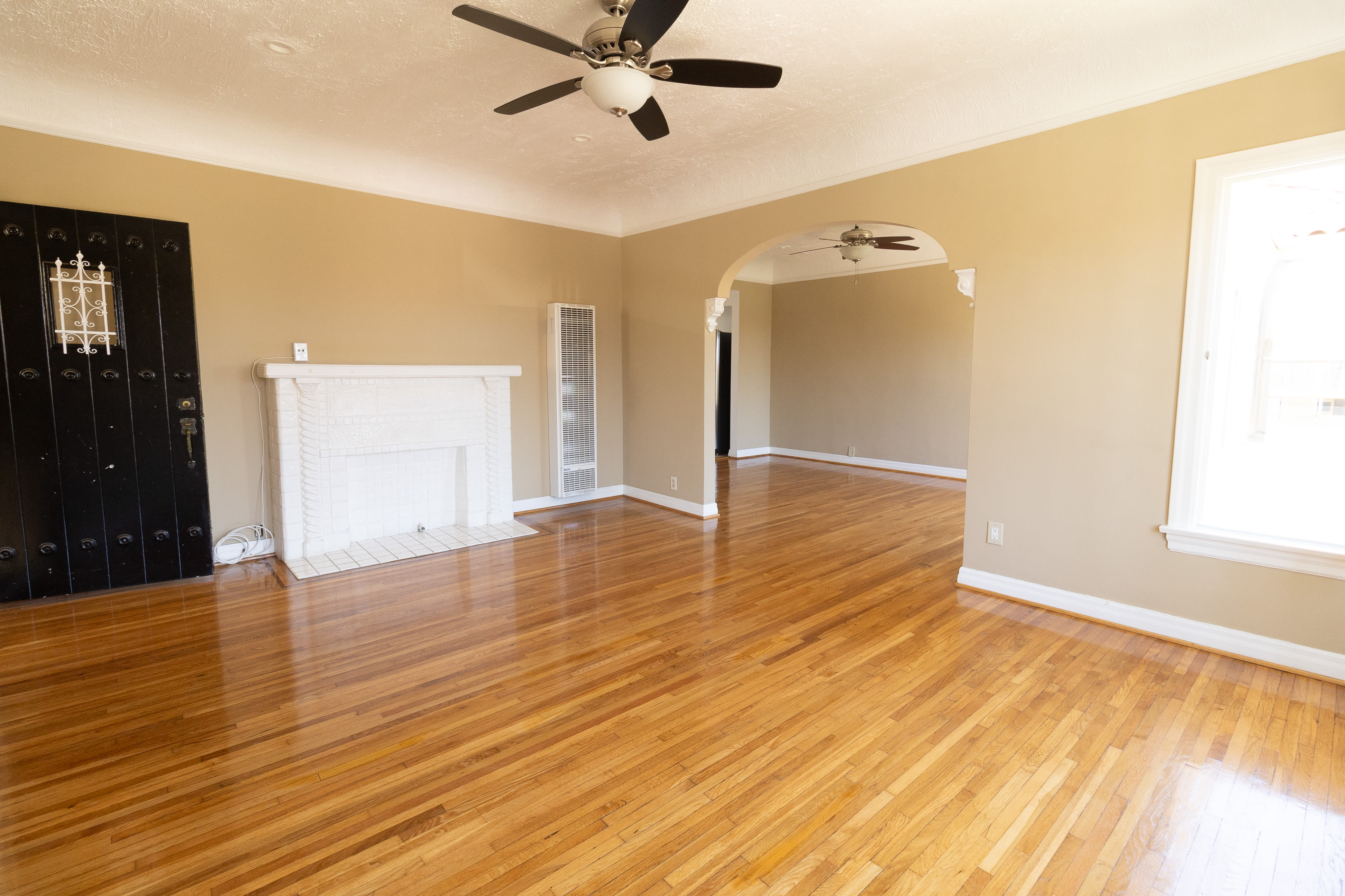1105 Cloverdale Ave – photo 4