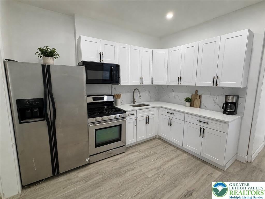 389 Turner Street – photo 5