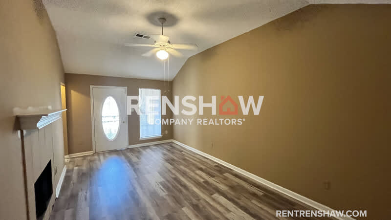 6883 Manslick Rd – photo 2