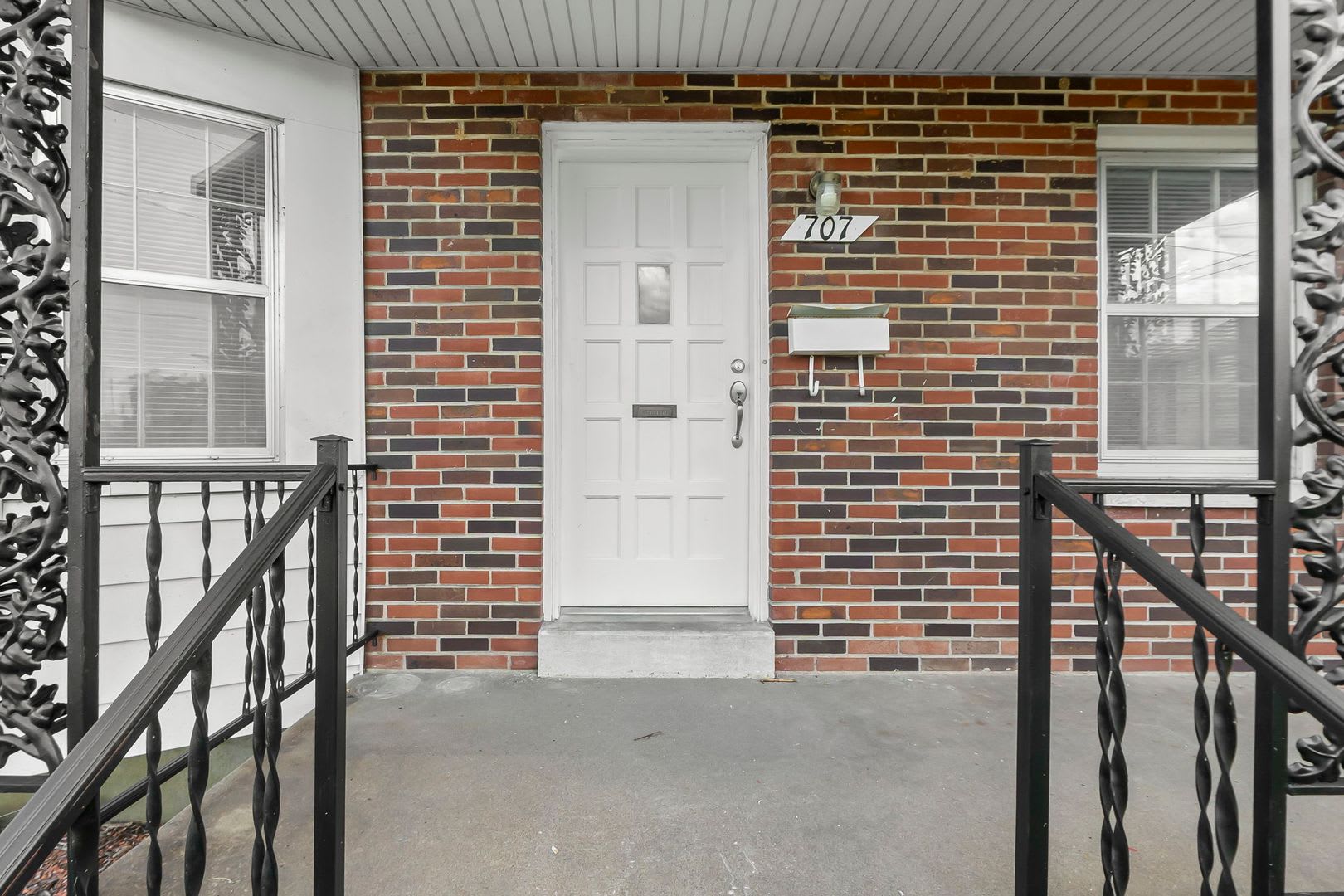 Charming Home in the Heart of Jackson! – photo 2