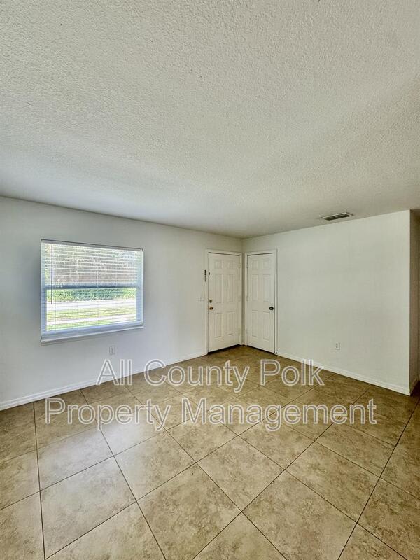 2415 S. Crystal Lake Dr. – photo 4