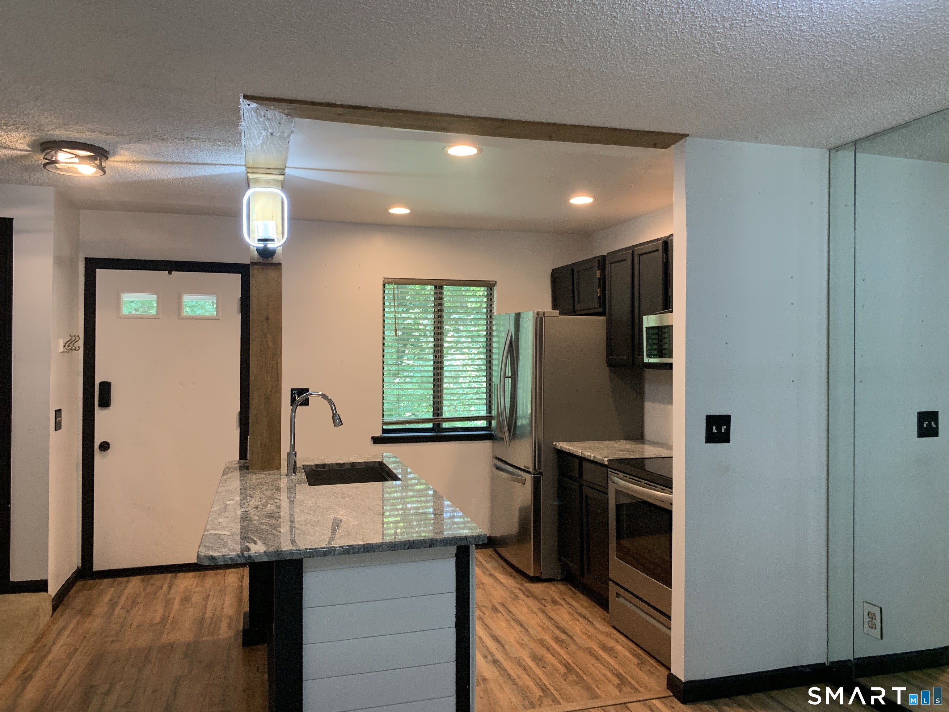11 King Arthur Drive – photo 3