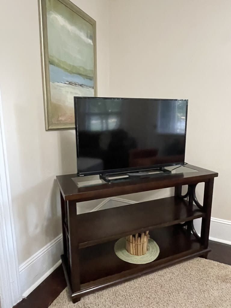 1144 Memorial Avenue – photo 4