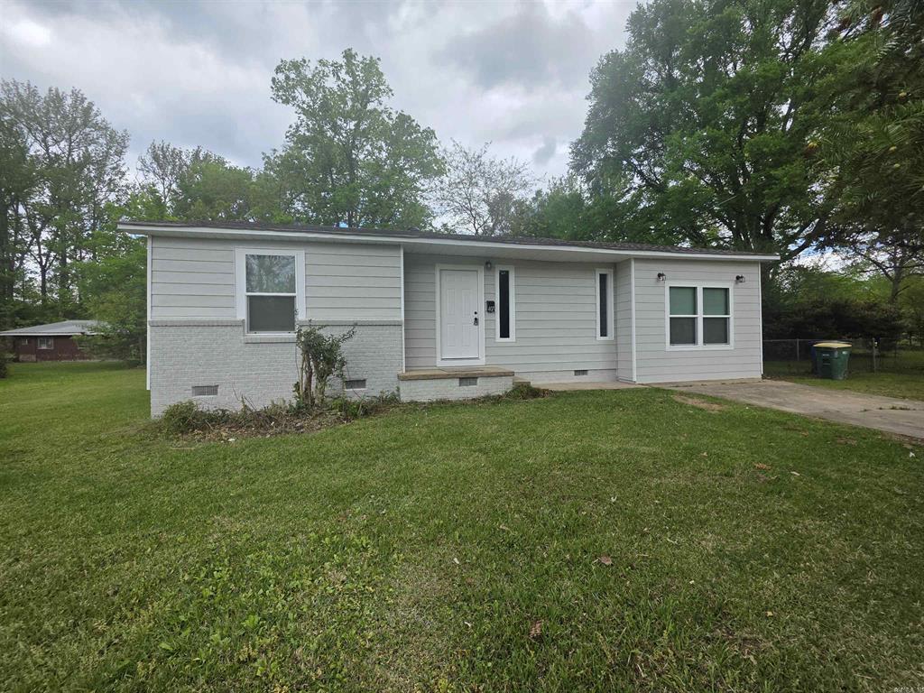 407 Rock Street – photo 1