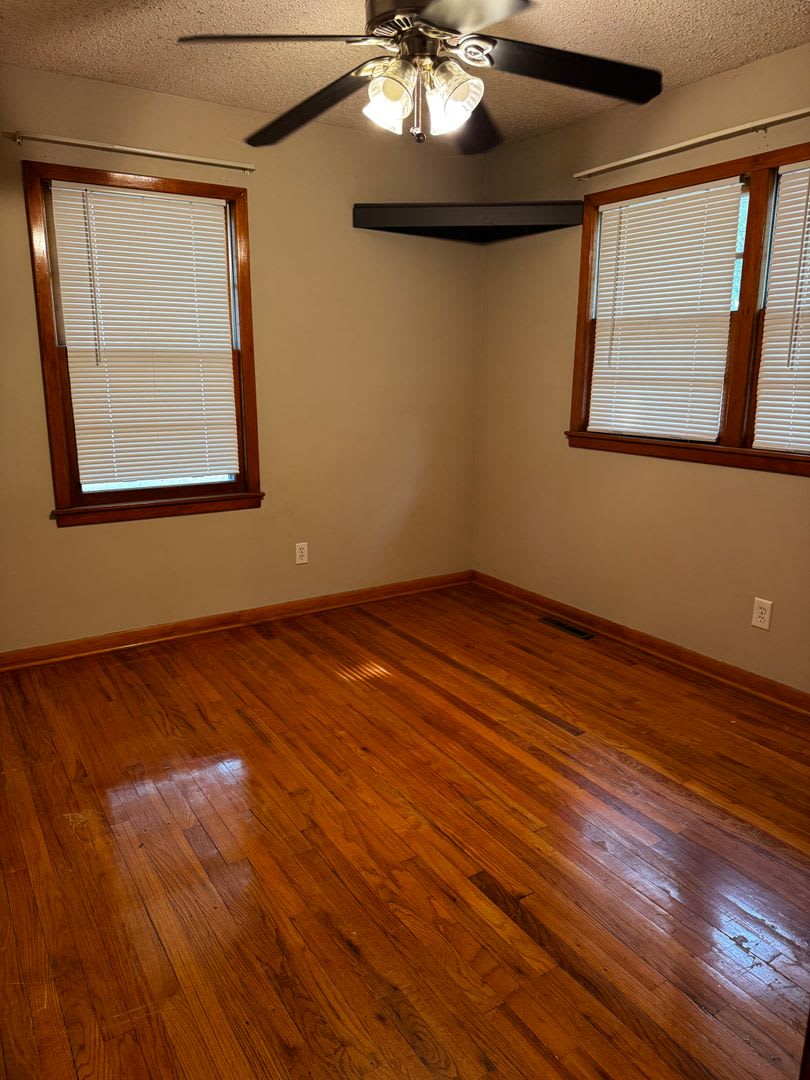 119 S Byers Ave – photo 4