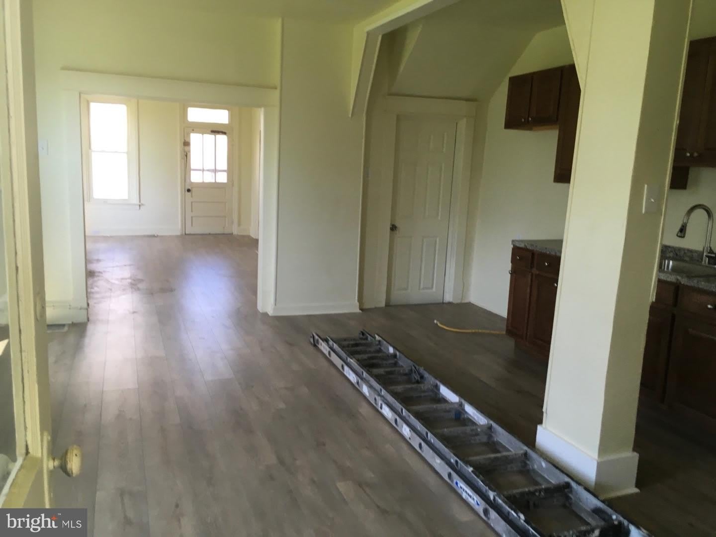 244 MULBERRY ST – photo 3