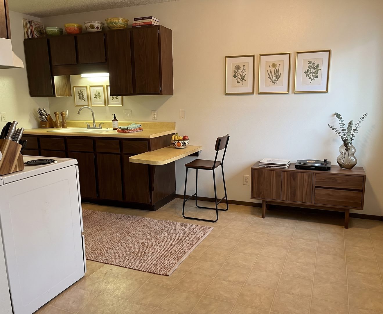 1140 Flammang Dr – photo 1