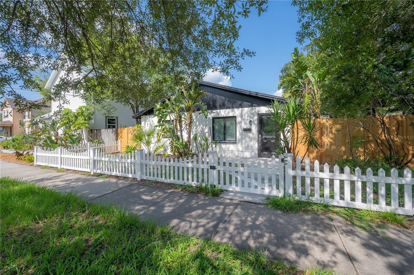 6901 S FITZGERALD Street – photo 3
