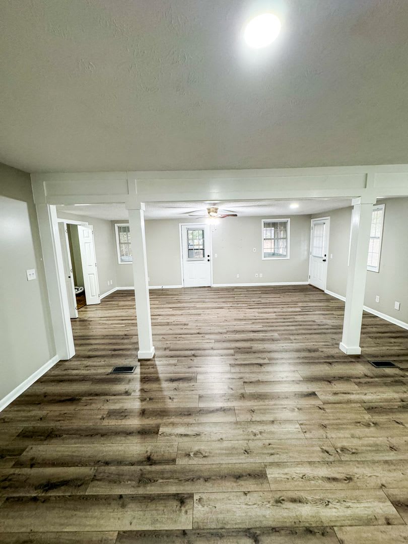 500 Off First Months Rent – photo 3