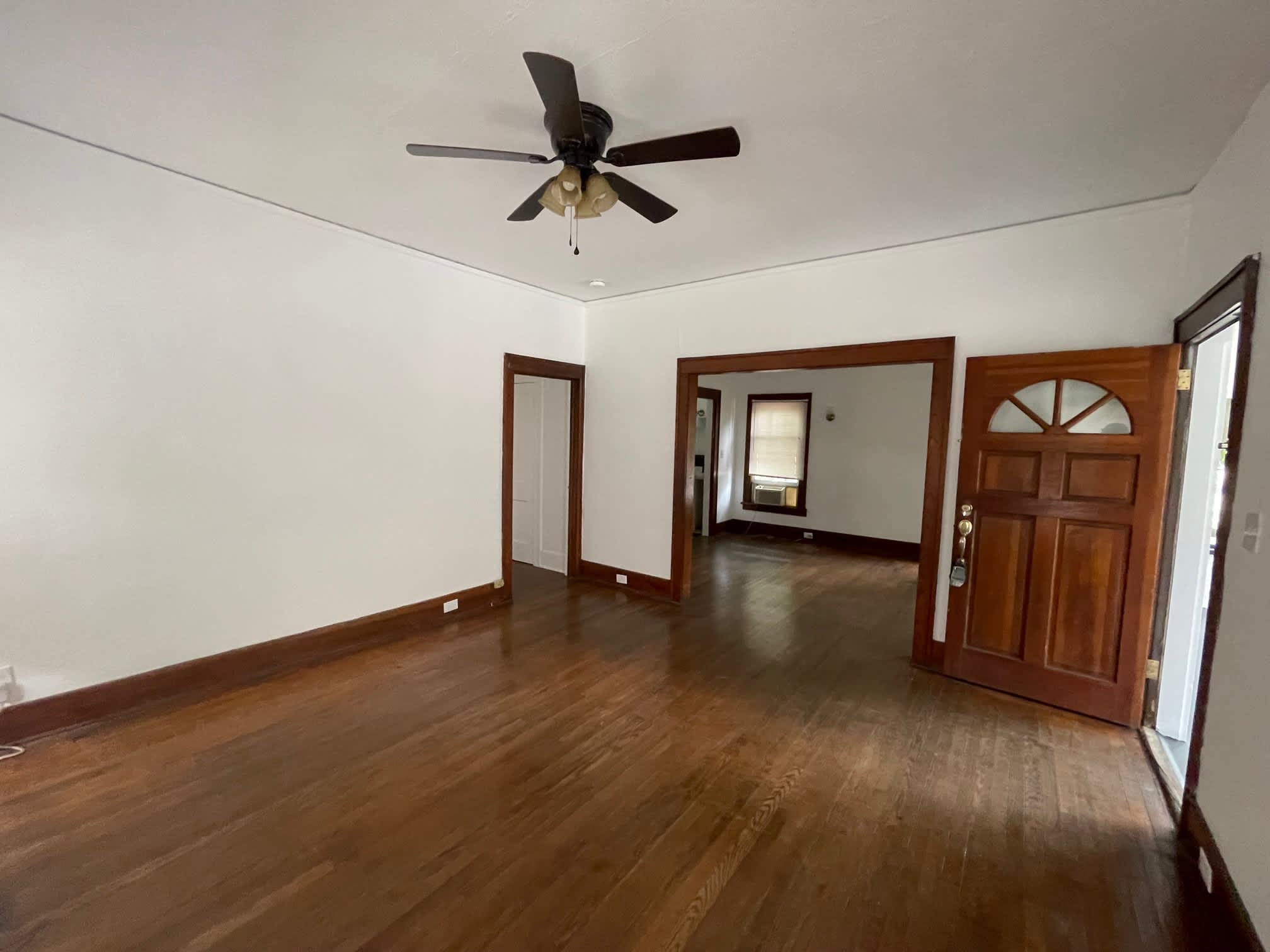 2635 West University Avenue – photo 4