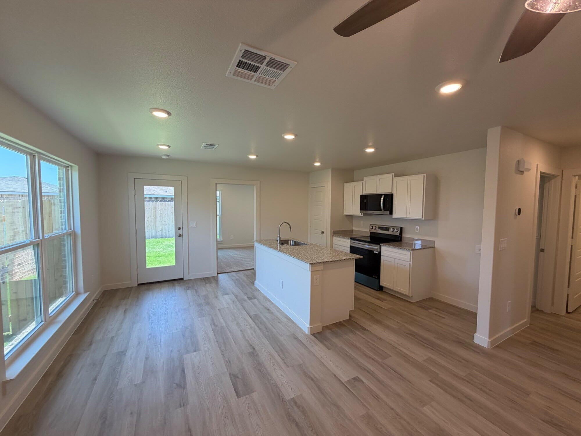 8325 24th Street – photo 3