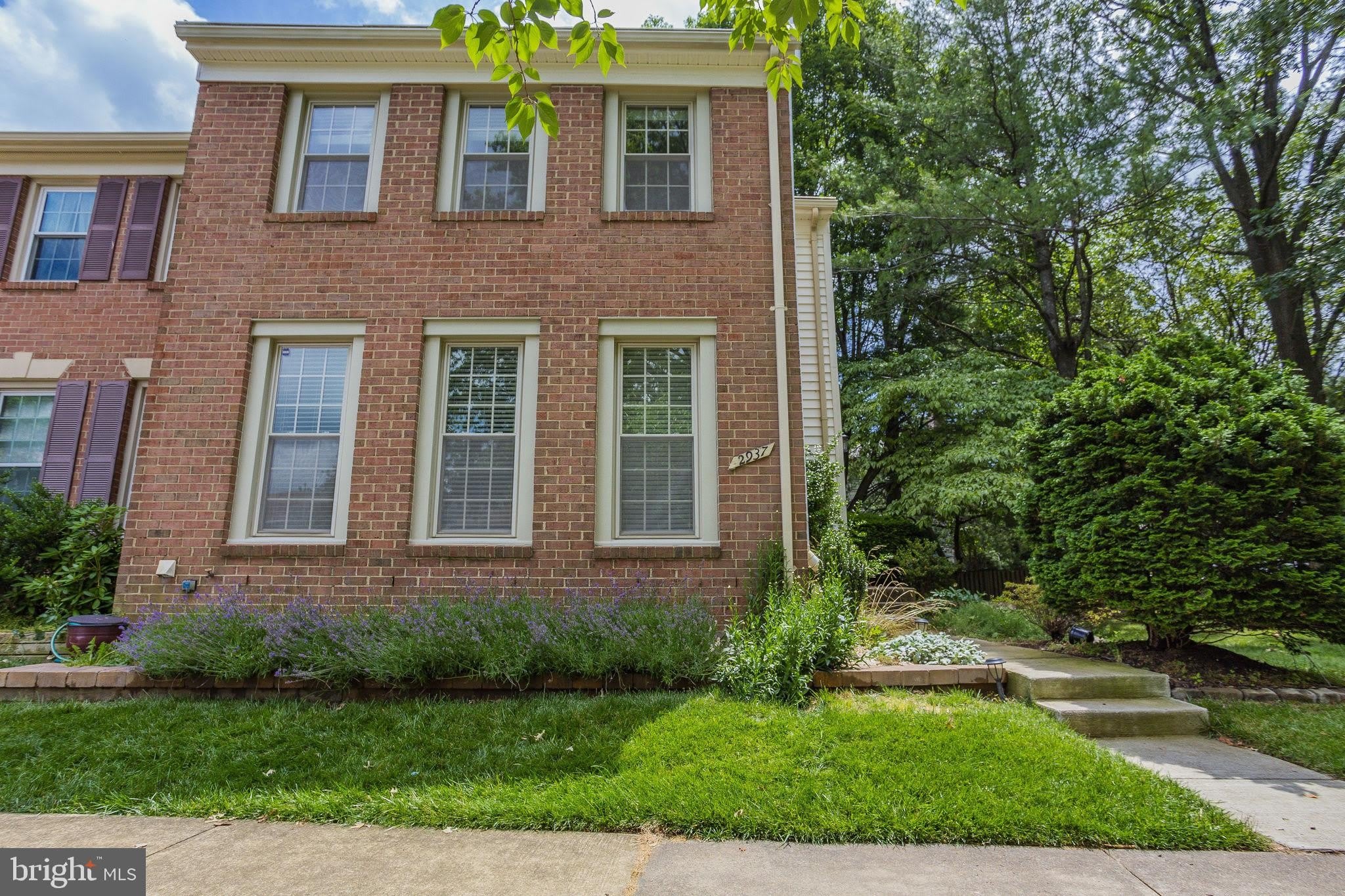 2937 VILLAGE SPRING Lane – photo 4