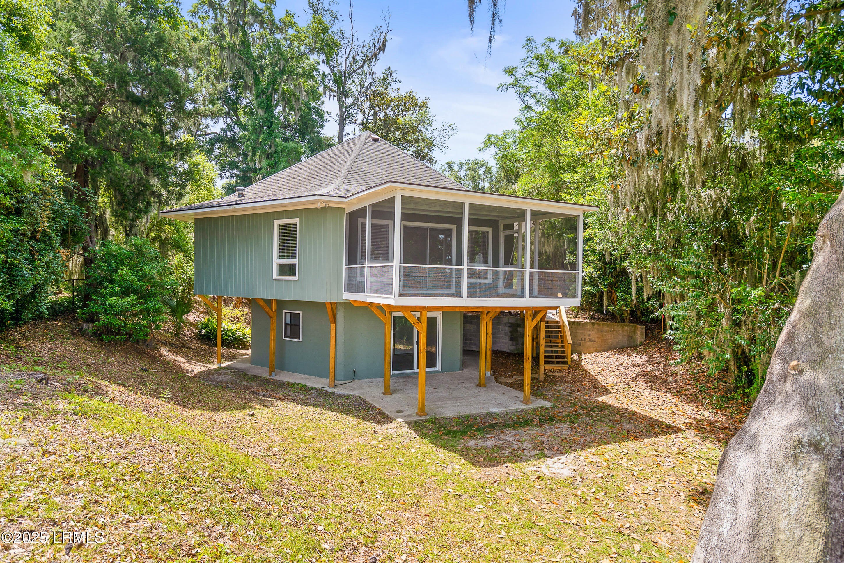 1203 Laudonniere Street – photo 3