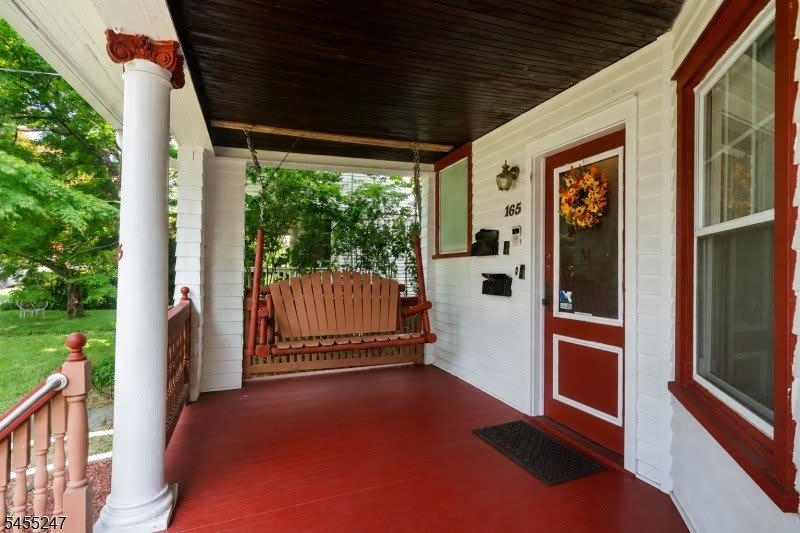 165 Claremont Ave – photo 3