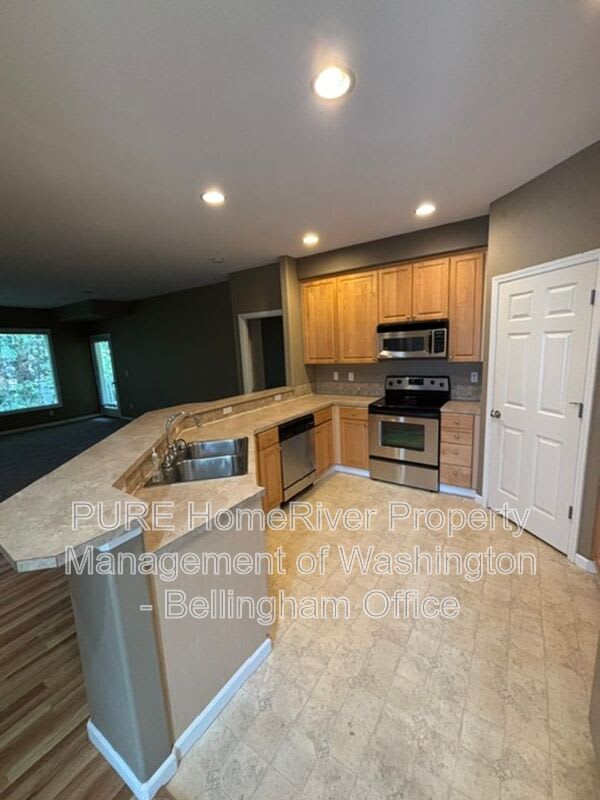 3301 Park Lane – photo 3