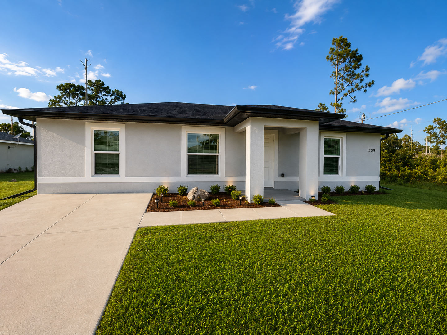 3br 2ba Single Family home in a Great Location! – photo 1