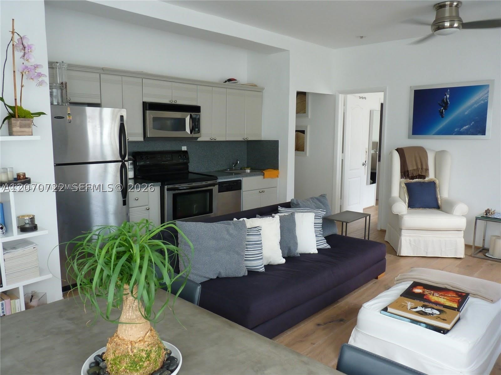 820 Euclid Ave – photo 2