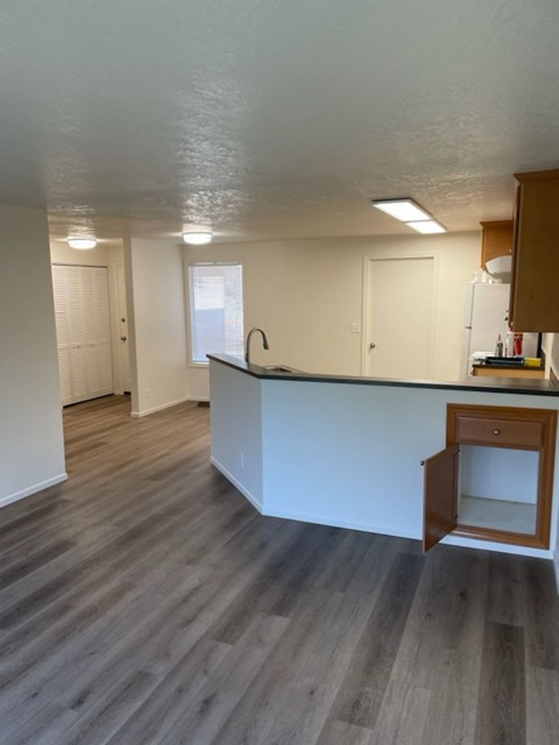 Refurbished – photo 3