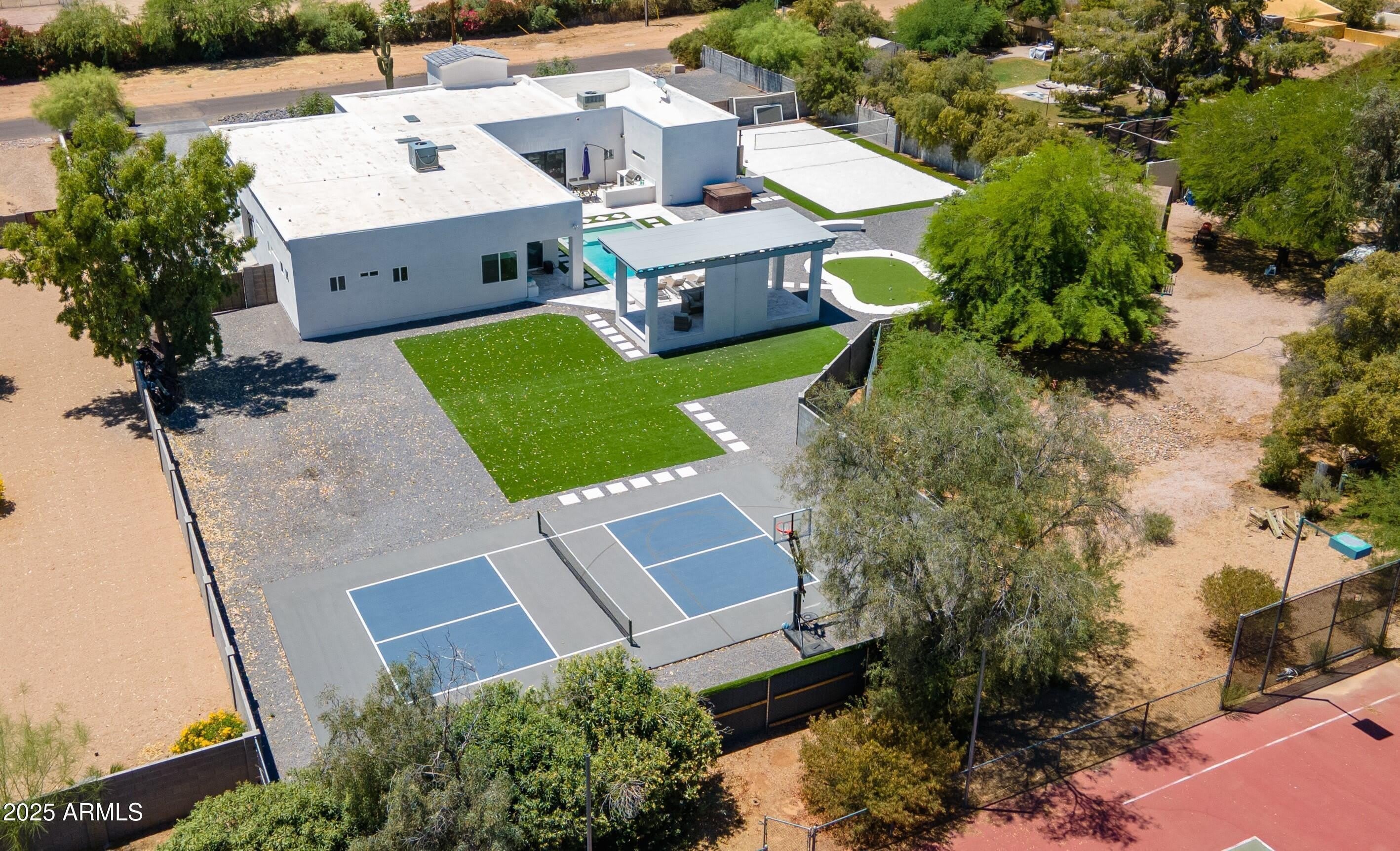 13613 N 76th Street – photo 1