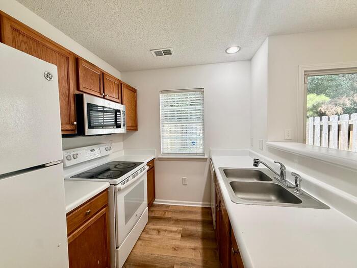 15536 Asterwind Court – photo 5