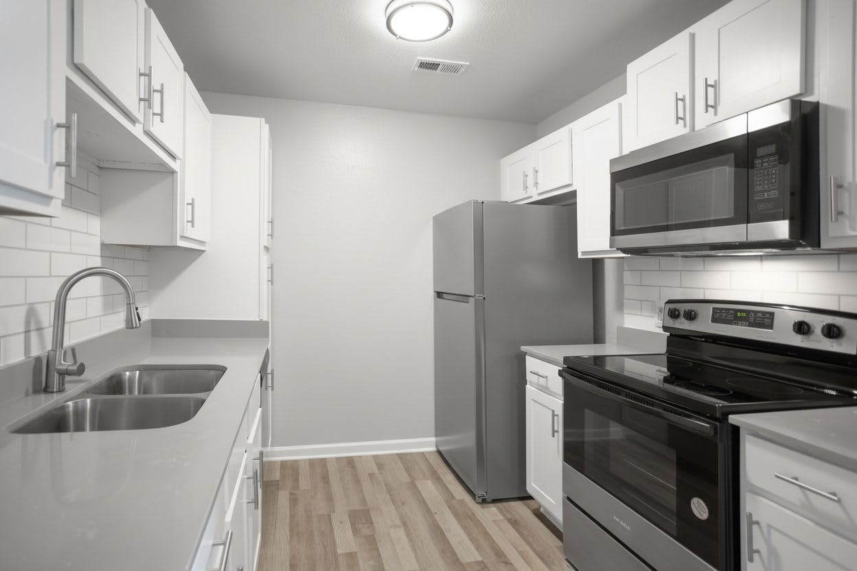 The Emerson Apartments – photo 2