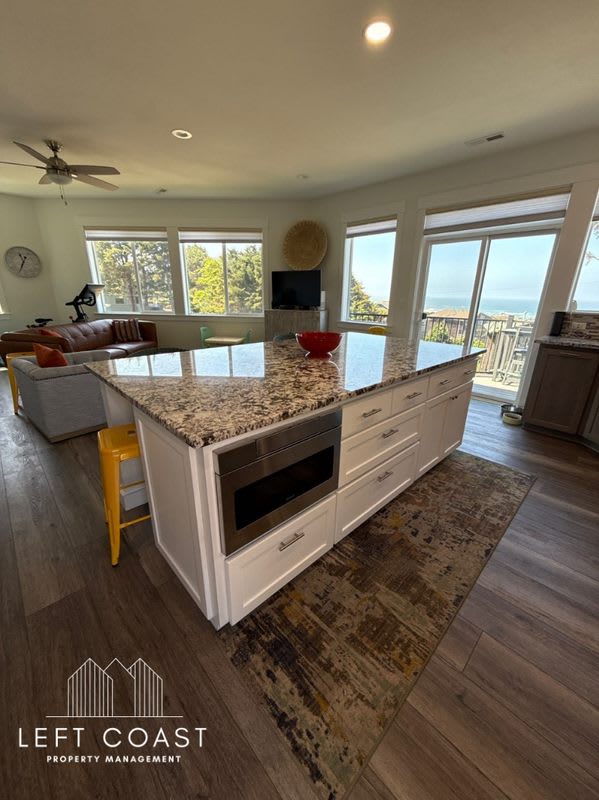 6274 Northeast Port Drive – photo 5