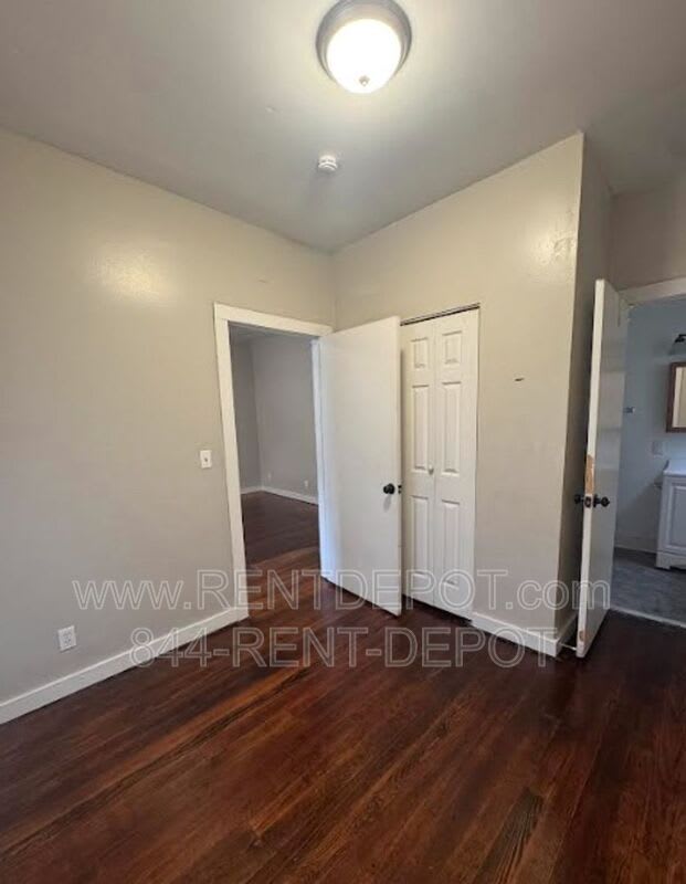 1329 E. Illinois St. – photo 3