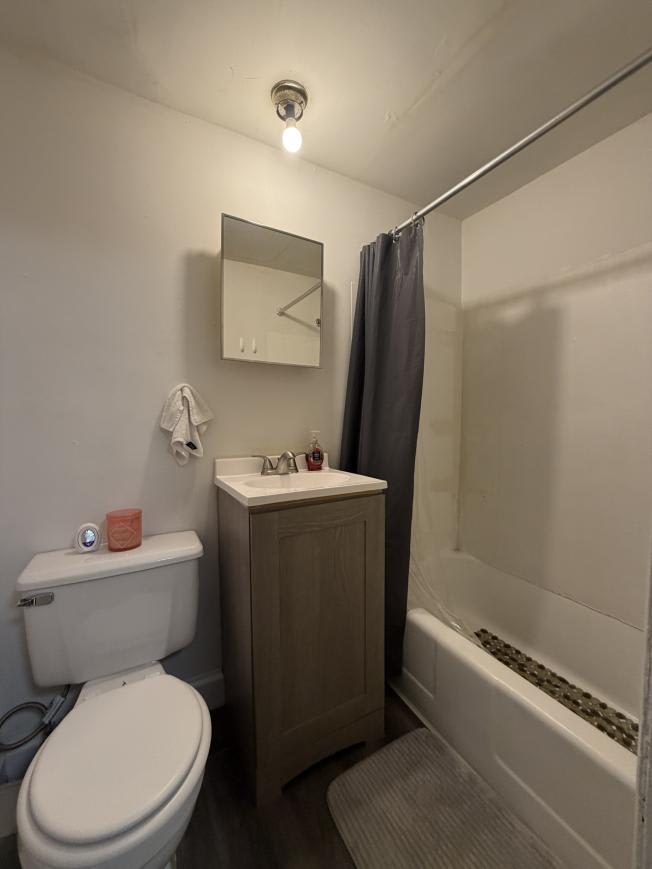 4060 N Kenmore Ave – photo 3