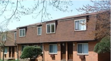 Oakland Gardens Apartments – photo 1