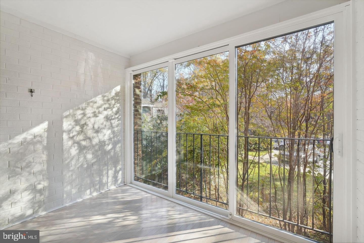 10855 DEBORAH Drive – photo 5