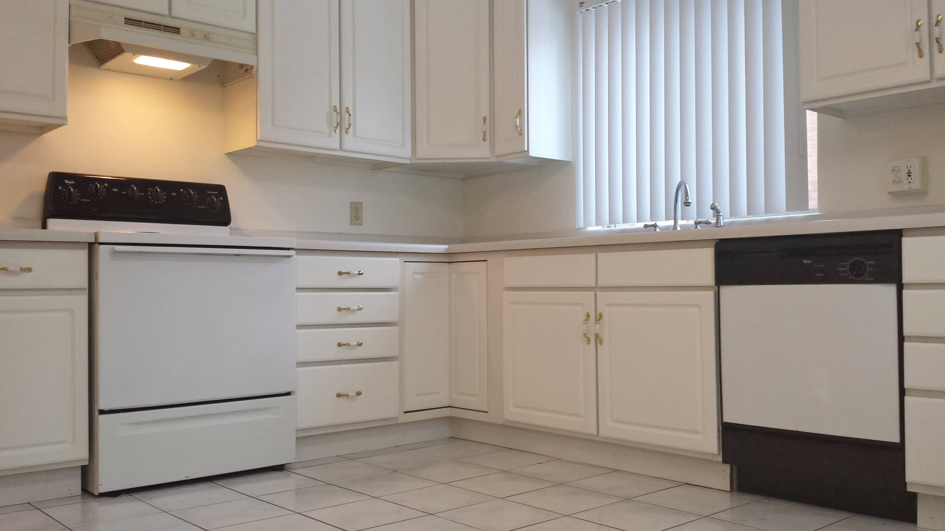 Como Lakes Apartments – photo 5