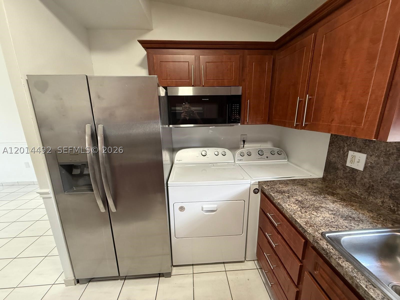 2212 W 74th St – photo 3