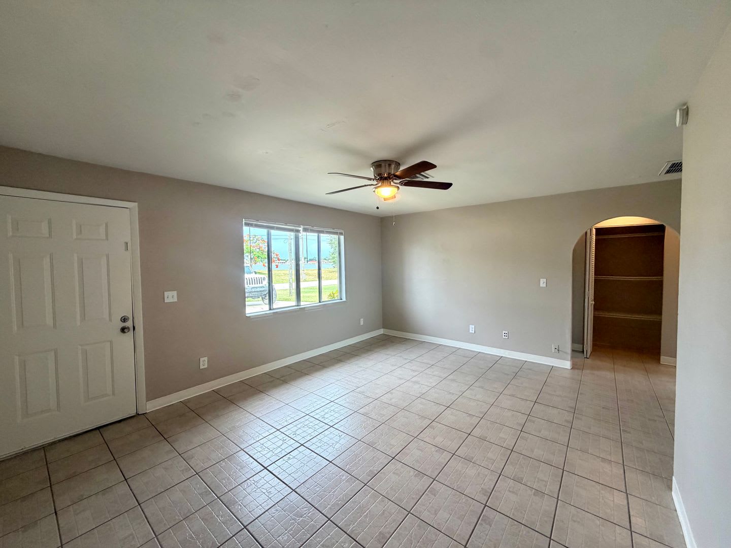 Cozy 2/1 duplex – photo 3