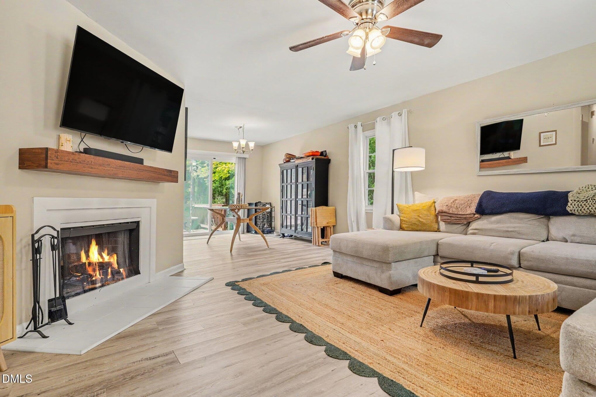 605 Sawmill Road – photo 3