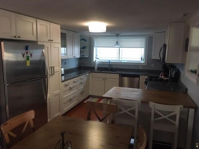 18 Lowell Street – photo 3