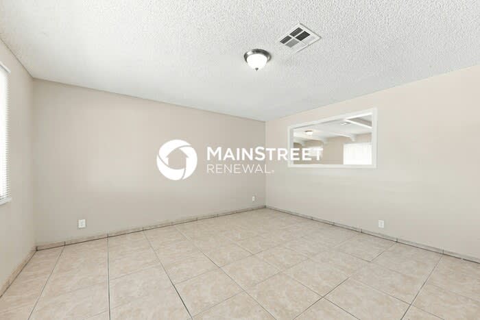 6231 West Highland Avenue – photo 3