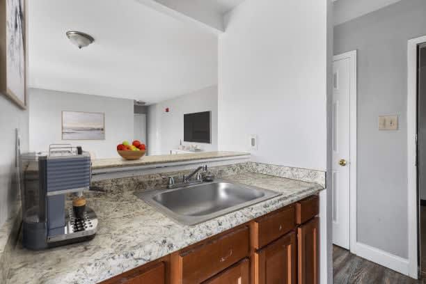 Willows Apartments – photo 4